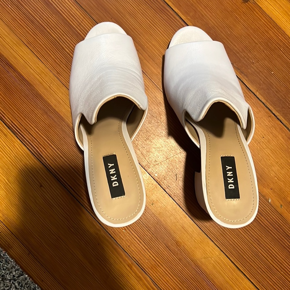 White heeled leather mule booties